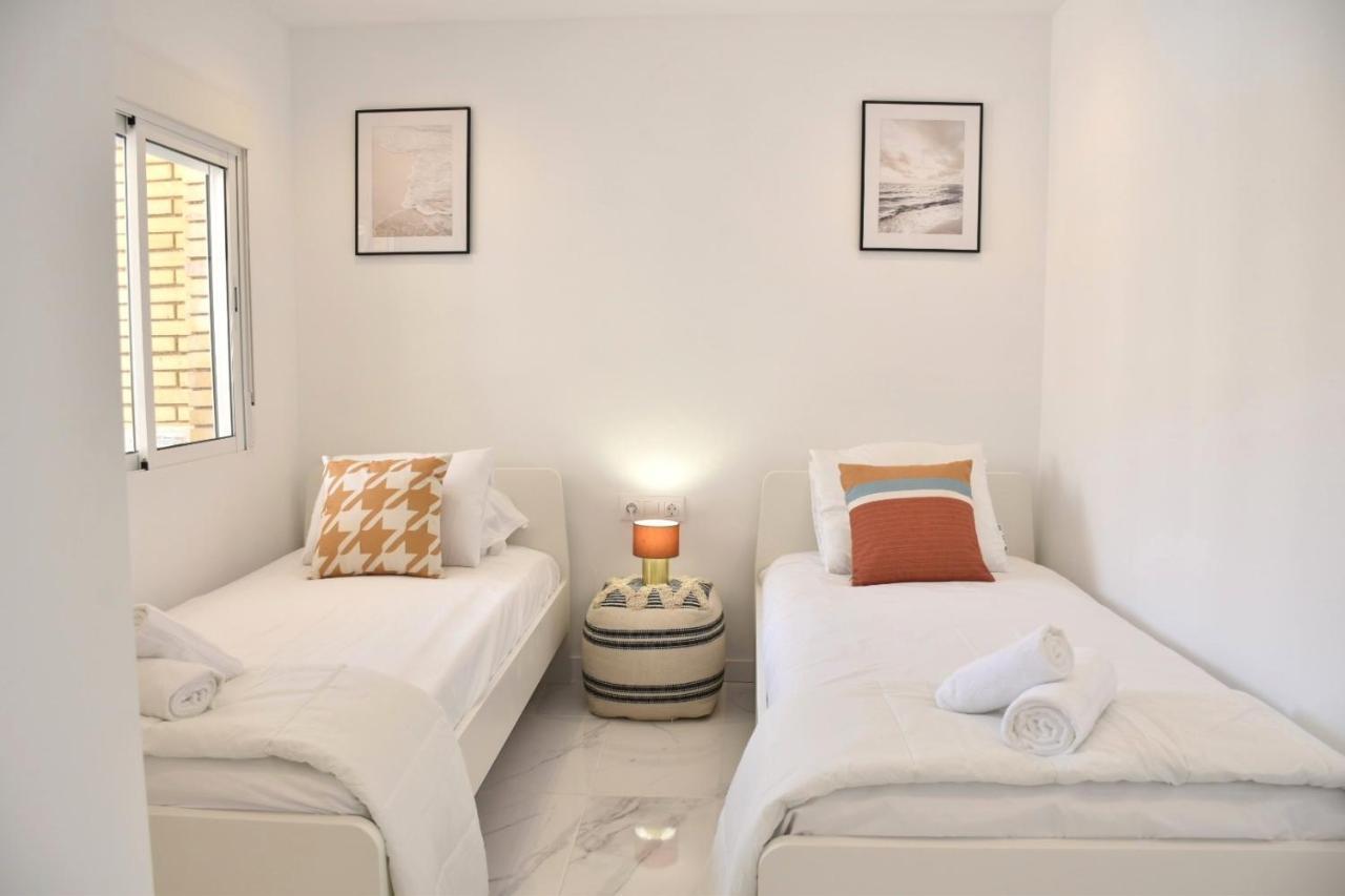 Myflats Deluxe Seafront Apartment Arenales del Sol Exterior photo